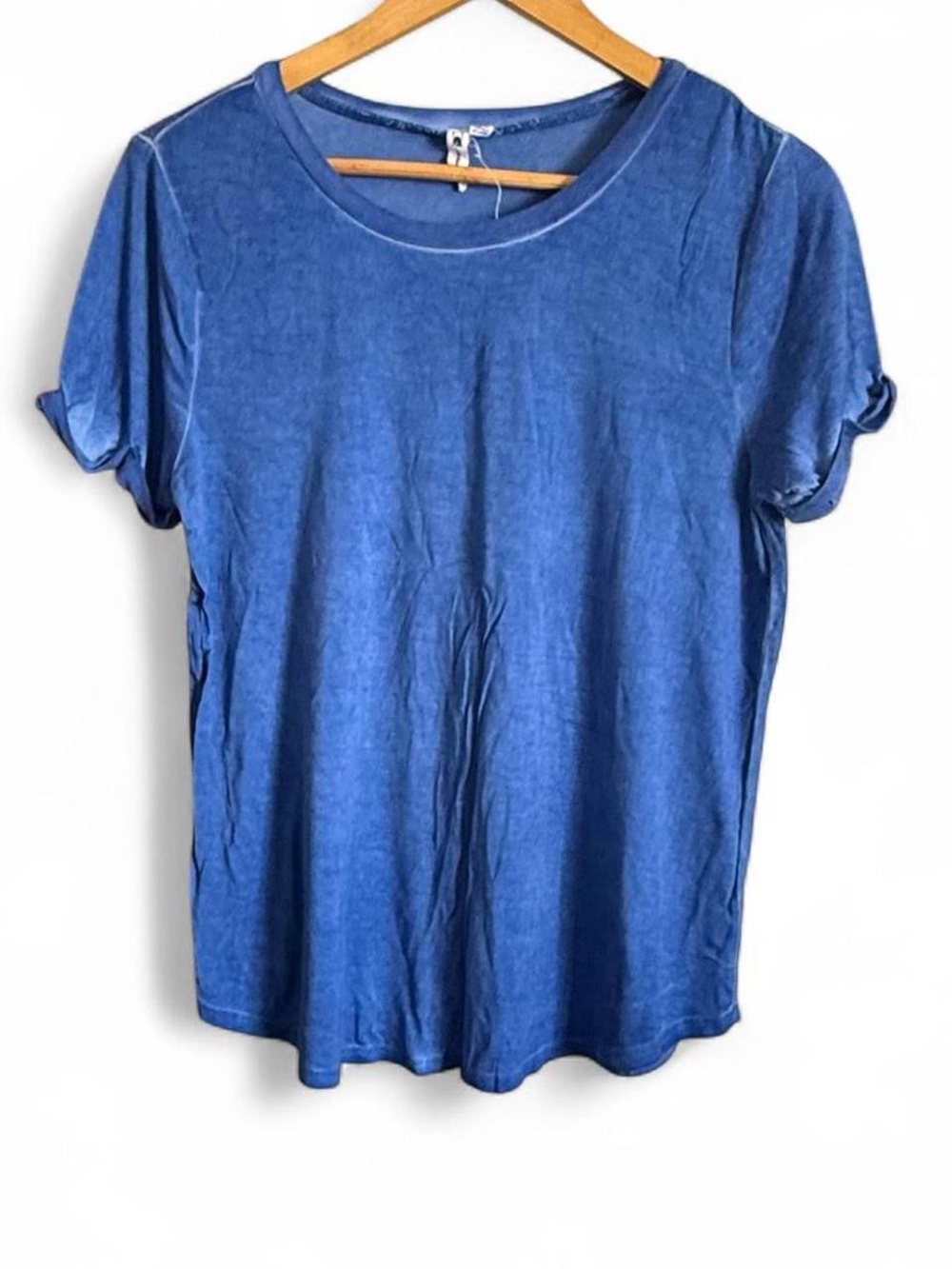 Cable & Gauge Blue Mineral Wash T-Shirt Women’s Medium M Rolled Cuff Sleeve